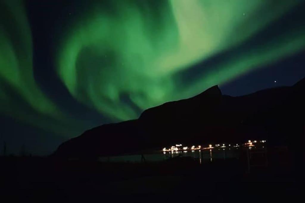 Leilighet I Rorbu Pa Kaldfarnes - Yttersia Senja Ngoại thất bức ảnh