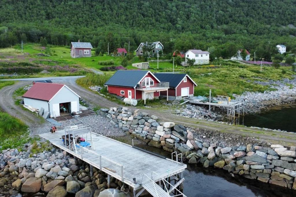 Leilighet I Rorbu Pa Kaldfarnes - Yttersia Senja Ngoại thất bức ảnh