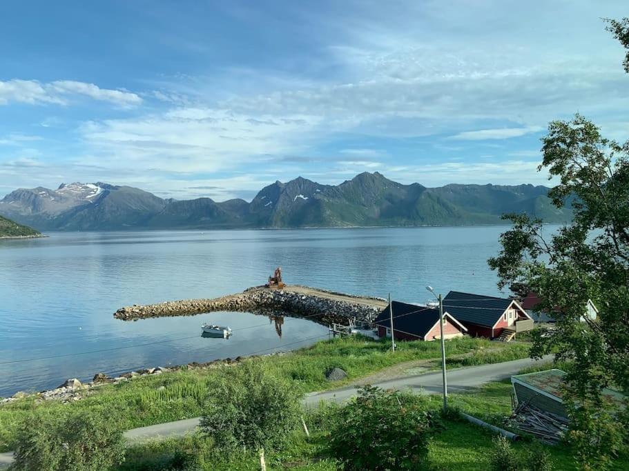 Leilighet I Rorbu Pa Kaldfarnes - Yttersia Senja Ngoại thất bức ảnh